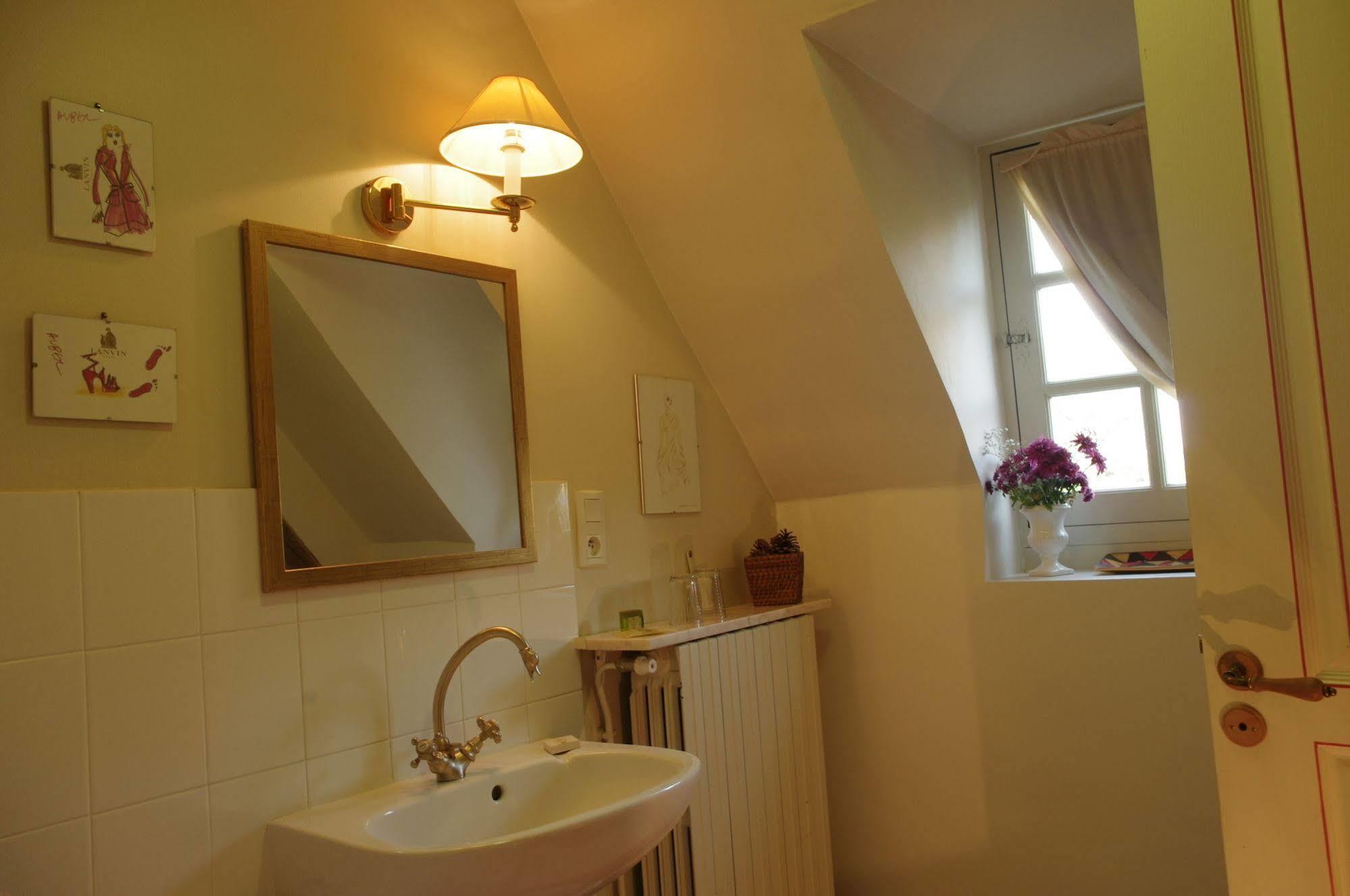Domaine De Chatenay - Le Mans Saint Saturnin Bagian luar foto